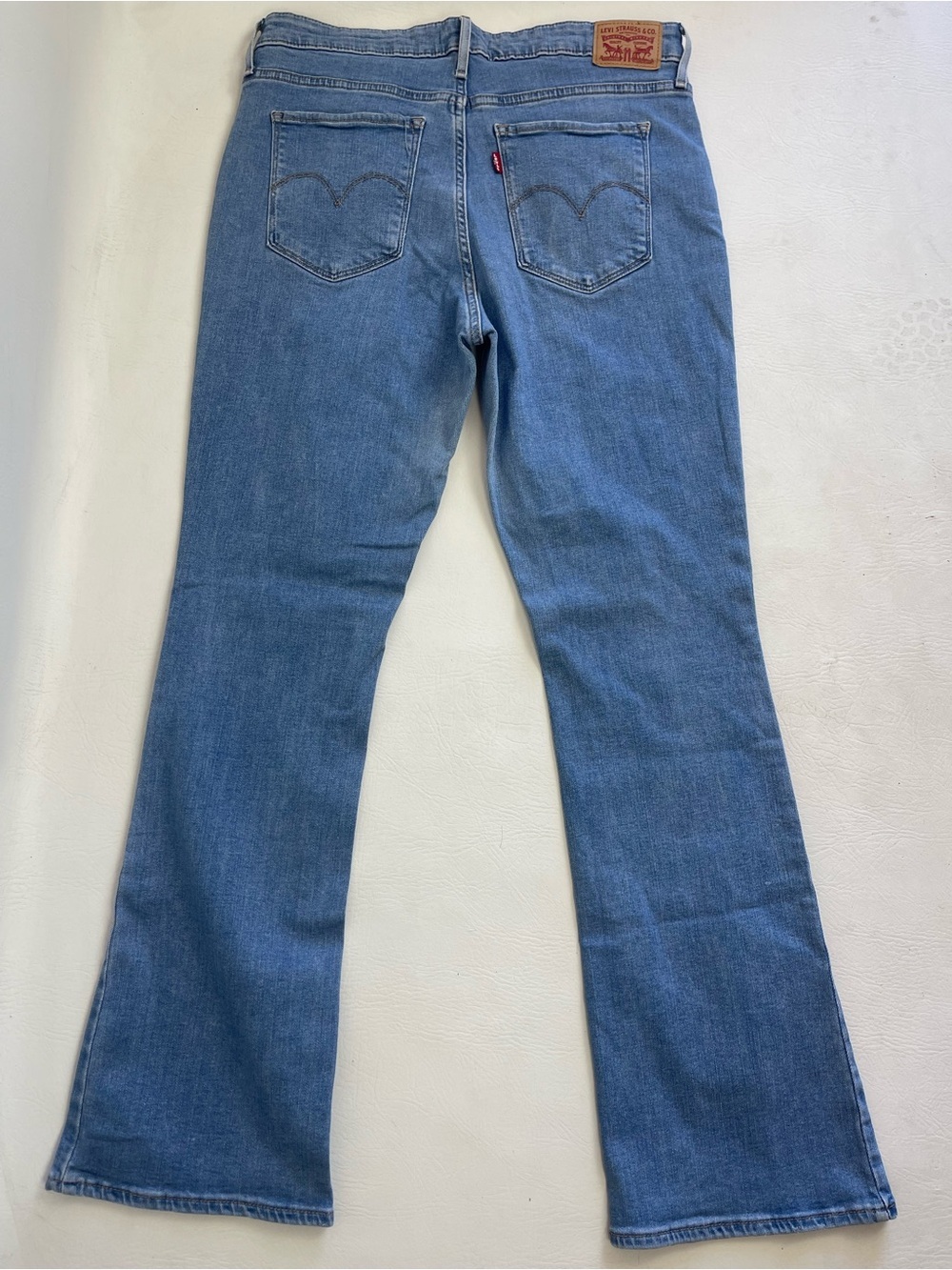 Levi’s 725 High Rise Bootcut Jeans Light Wash Stretch Women’s W32 L32 - Picture 3 of 14